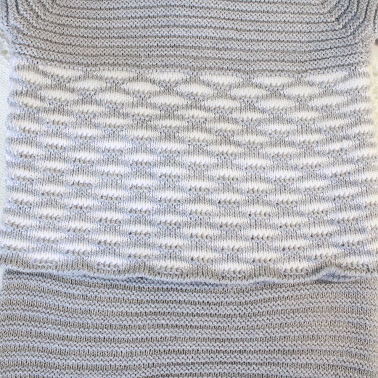 Conjunto Emiliano (MI)Gris y Blanco - Imagen 6